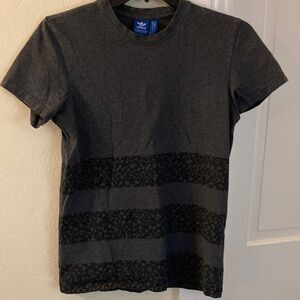 Adidas Men's Charcoal and Black Patterned Tee